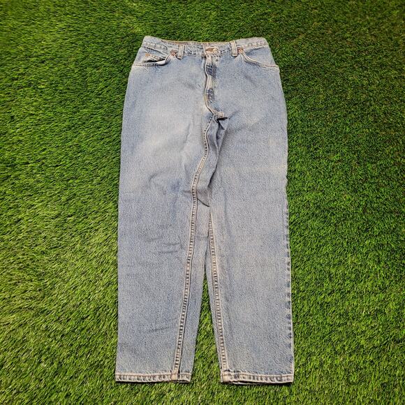 VTG 90s Levi's 950 Mom Jeans 31x28 High Rise 12" Tapered Petite 12 Light Wash - Picture 1 of 7
